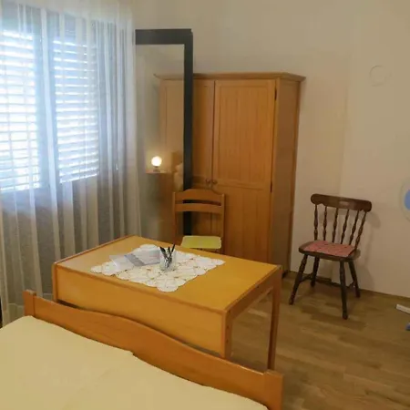 In - Insel Krk 14739 말린스카